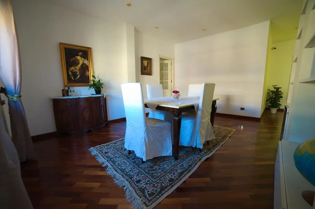 L'Attico Di Gizi Apartamento Palermo Itália